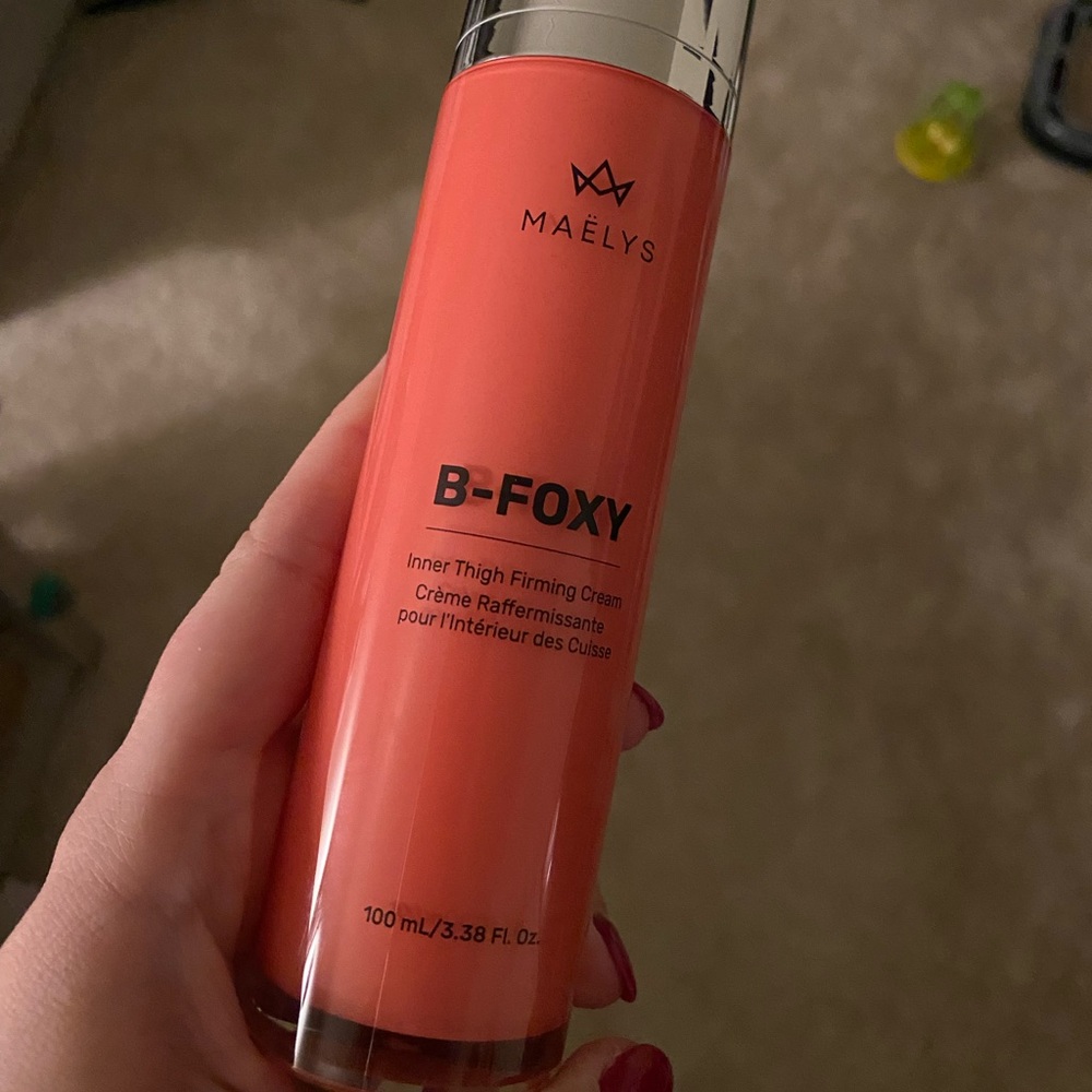 ACCEPTING ANY OFFERS: B-FOXY Thigh Firming Cream